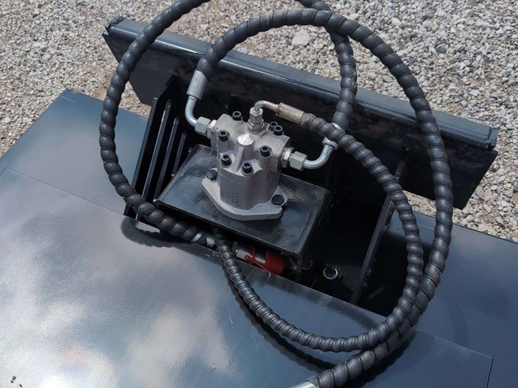 iranch-mini-skid-steer-brush-mower-image-2
