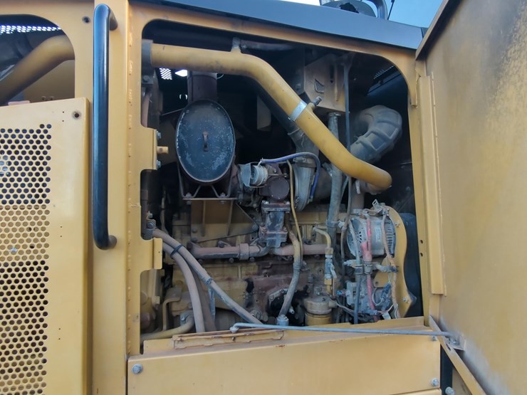 caterpillar-140m-image-11