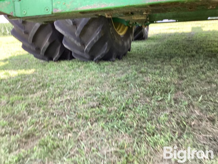2025-john-deere-s7-700-image-13