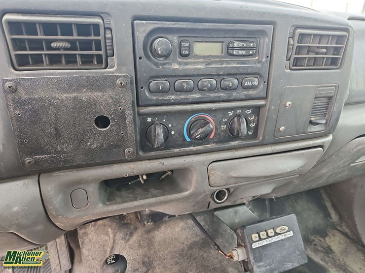 2003-ford-f450-image-16