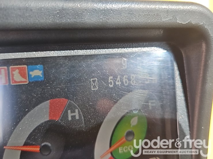 2017-kobelco-sk260-image-44
