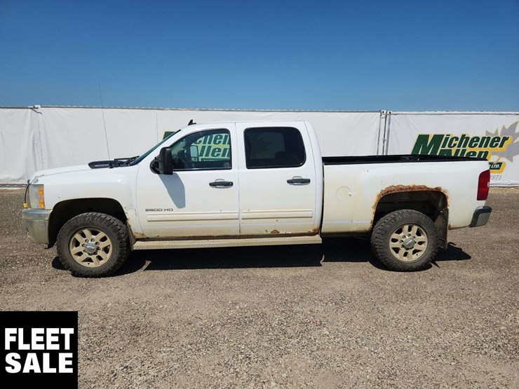 2011-chevrolet-silverado-2500hd-image-8