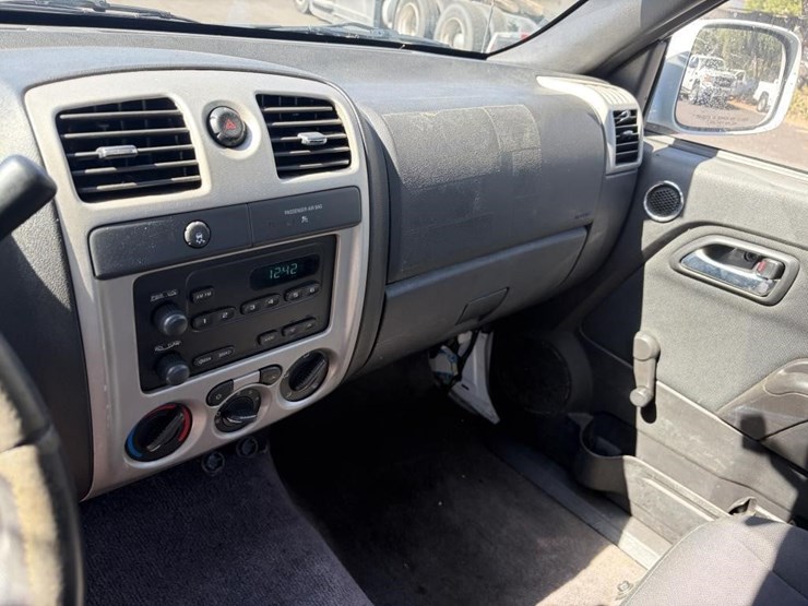 2009-chevrolet-colorado-image-17