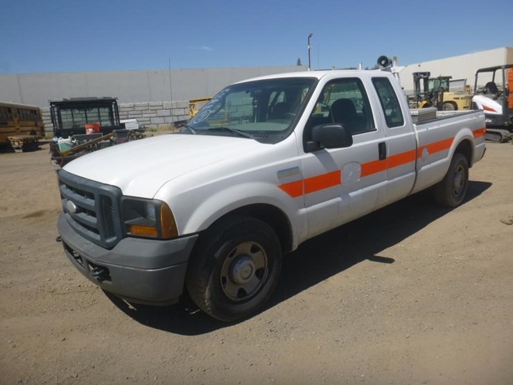 2006-ford-f250-image-1