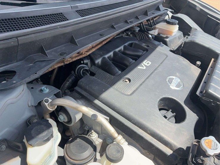 2010-nissan-murano-image-23