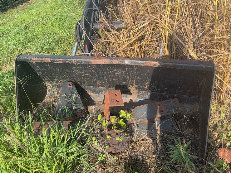 loader-with-bucket-to-fit-new-holland-tn-image-5