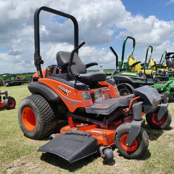 2011 KUBOTA ZD326