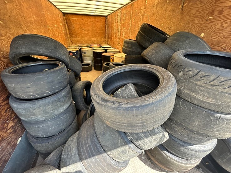 2001-gmc-t7500-image-21