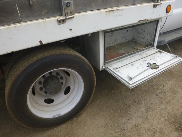 2013-ford-f550-image-9
