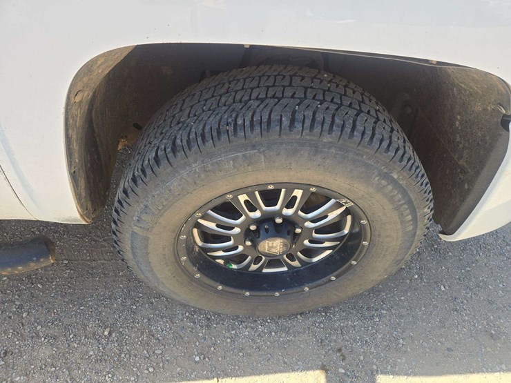 2009-chevrolet-silverado-1500-ltz-image-8