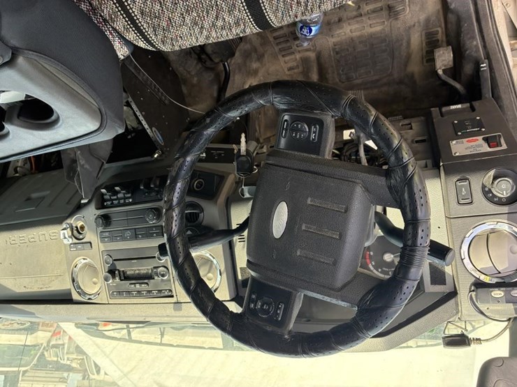 2012-ford-f450-xl-image-21