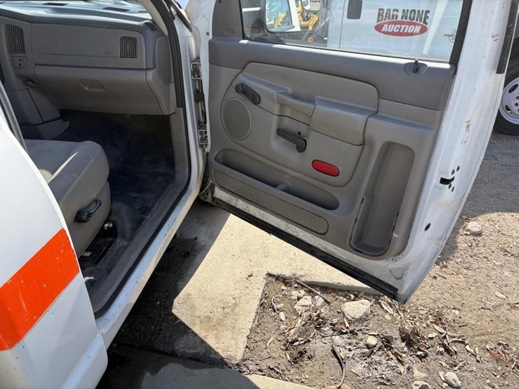 2006-dodge-2500-image-10