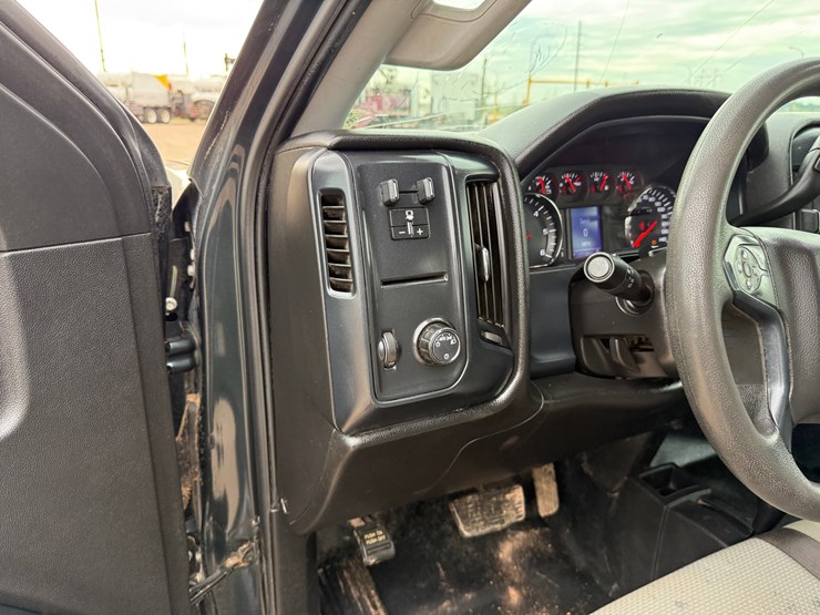 2018-chevrolet-silverado-2500hd-image-20