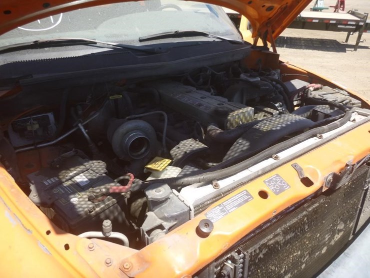 1999-dodge-2500-image-12