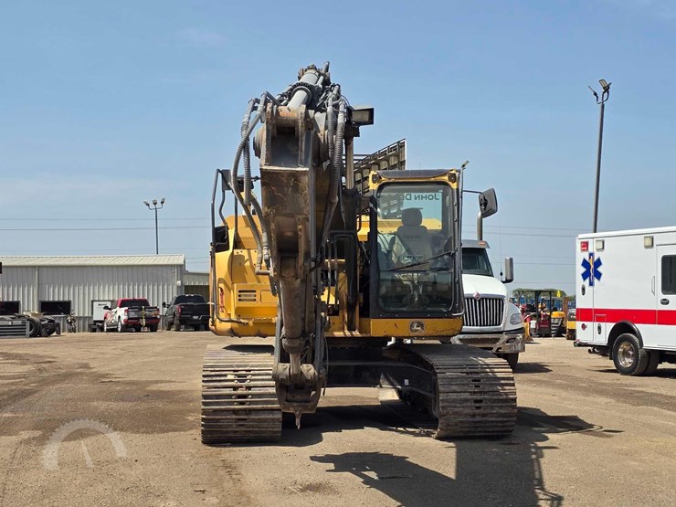 2018-deere-245g-lc-image-7