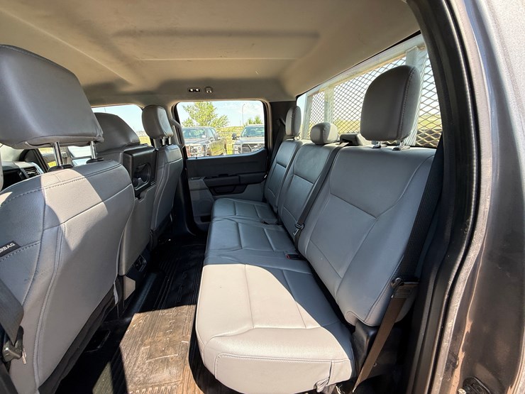2023-ford-f250-image-23