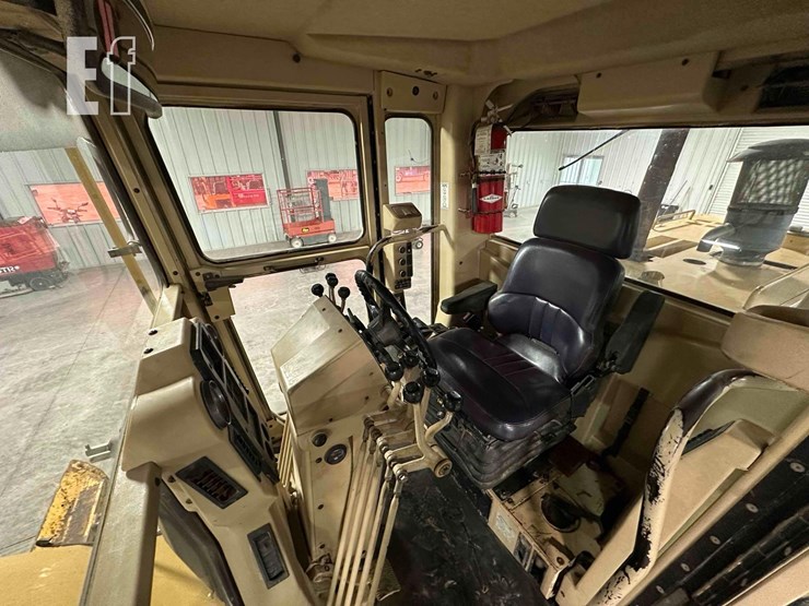 2001-caterpillar-140h-image-13