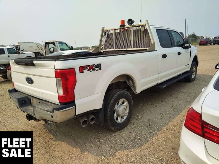 2019-ford-f350-image-4