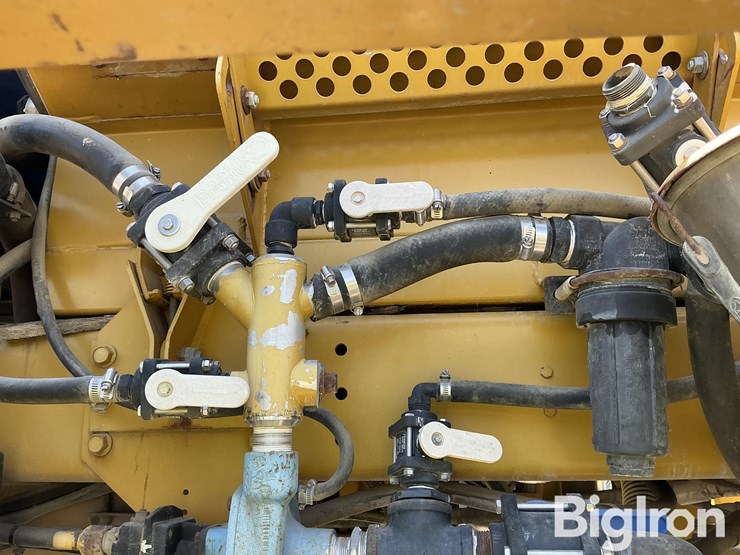 ag-chem-rogator-554-image-14