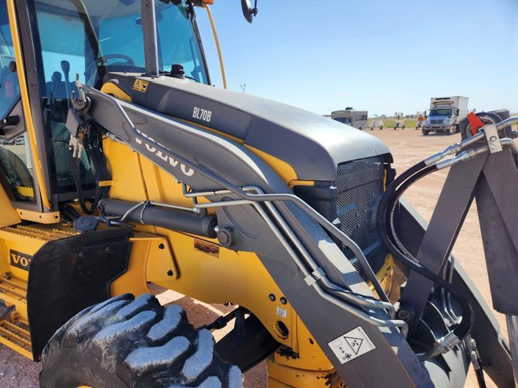 volvo-bl70b-image-25