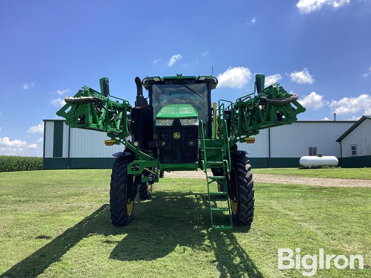2022-john-deere-412r-image-2