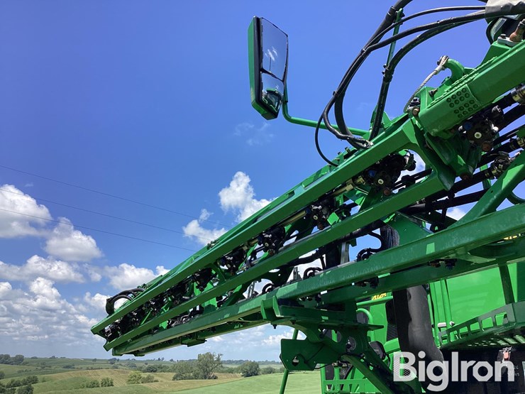 2022-john-deere-412r-image-15