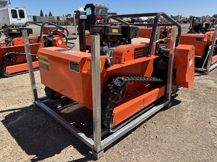 2026-sdlool-lm1000q-rc-flail-mower-image-3
