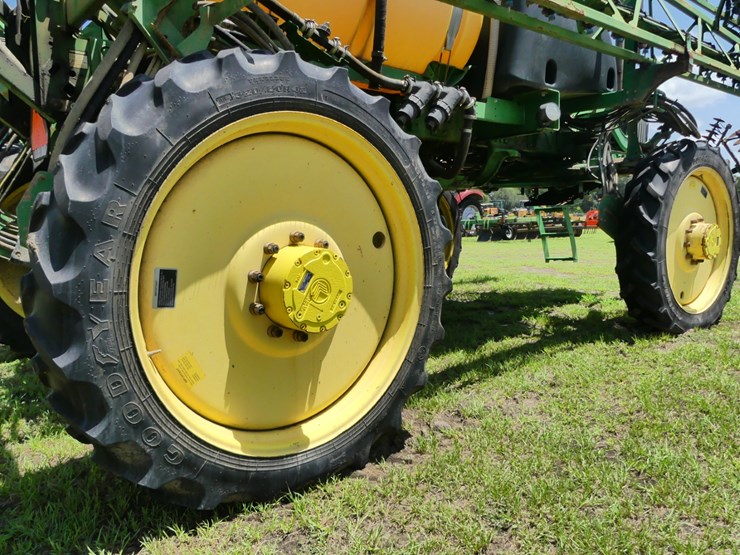 john-deere-4630-image-8
