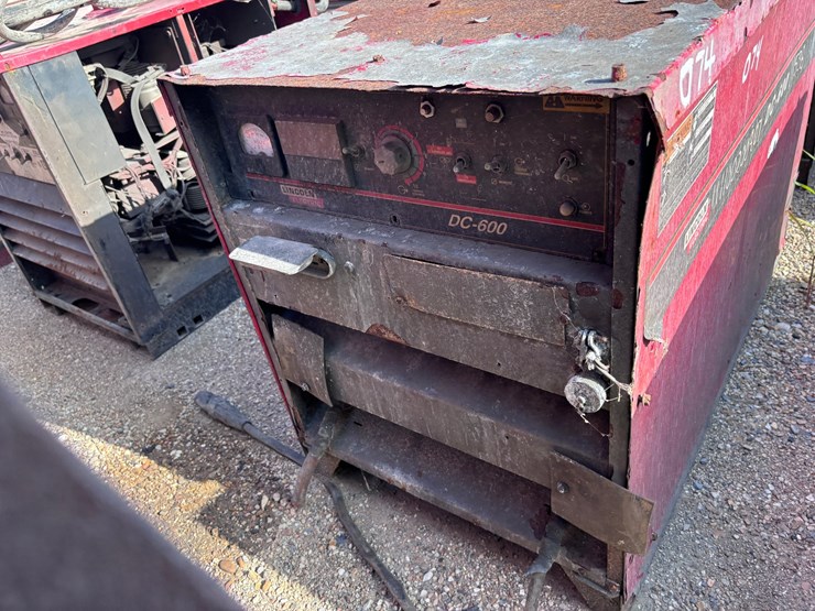 #39069-•-lincoln-electric-dc-600-welder-|-for-parts/repairs-image-2