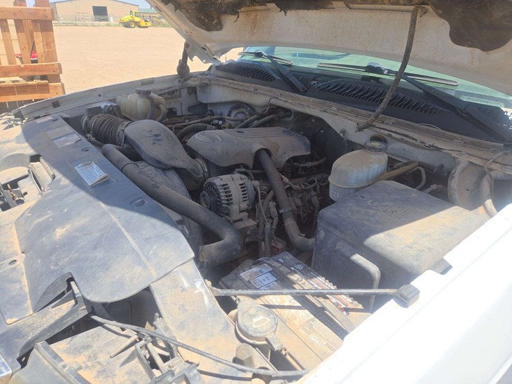 2006-chevrolet-silverado-2500-image-24