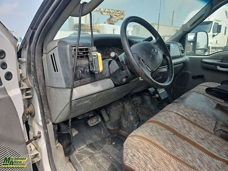 2003-ford-f450-image-14