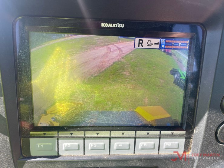 komatsu-d71pxi-24-image-23