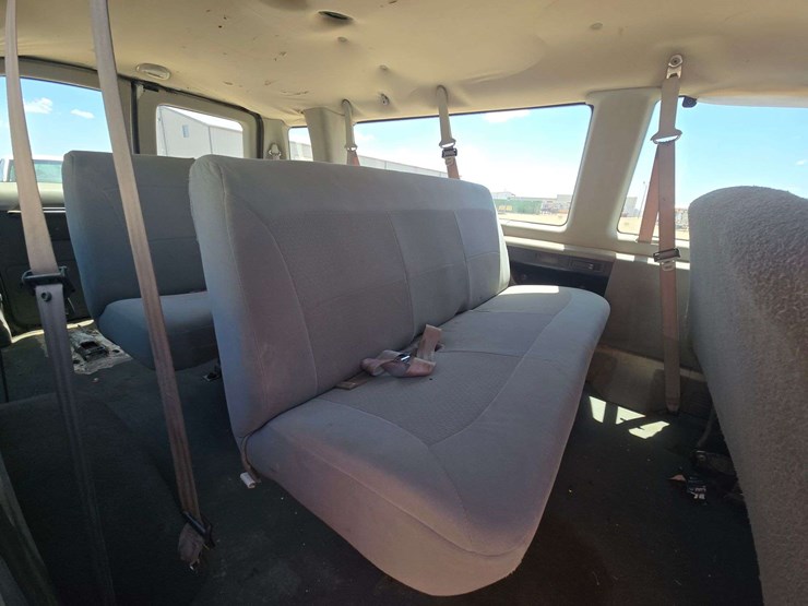 2007-ford-e350-image-12
