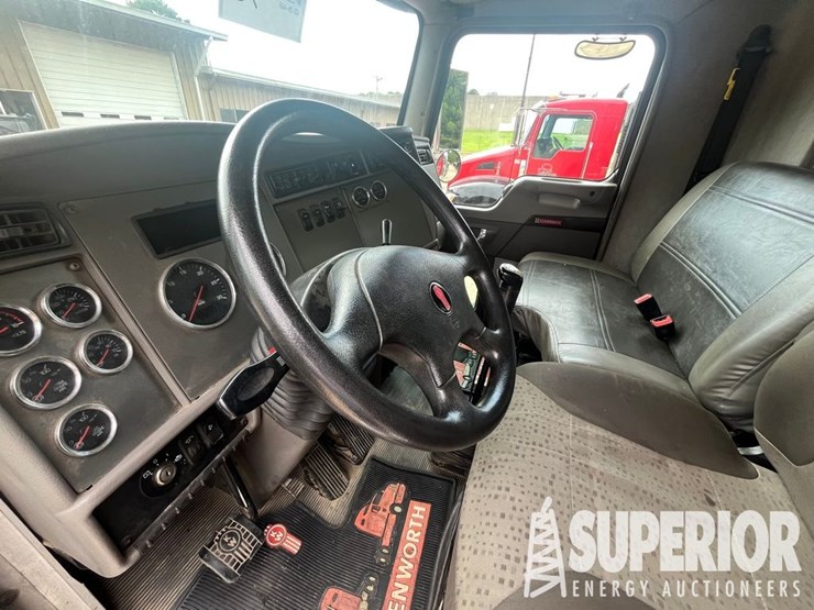 2015-kenworth-t370-image-5