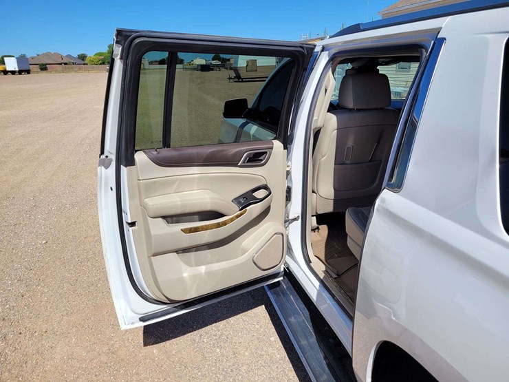 2016-gmc-yukon-xl-image-13