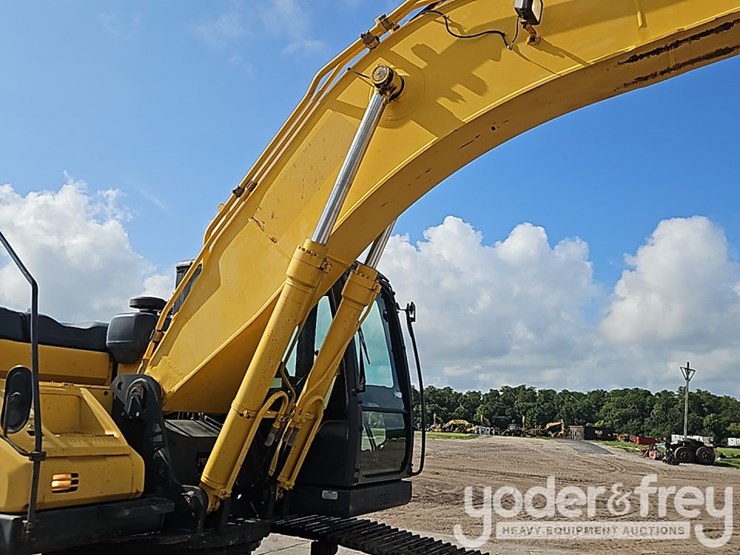 2017-kobelco-sk260-image-14