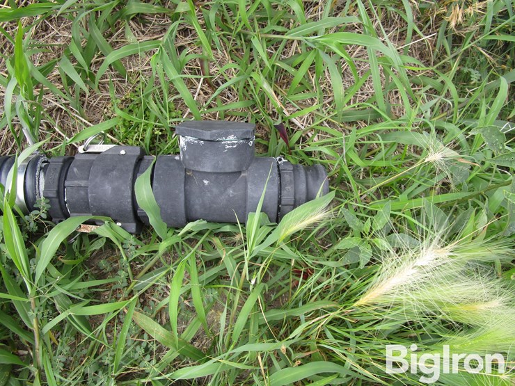 3000-gal-water-tank-on-skid,-hose-and-fittings-image-9