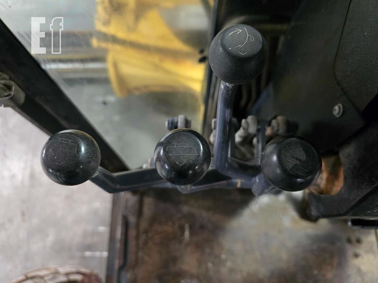 2006-deere-670ch-ii-image-20