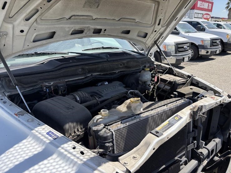 2002-dodge-ram-2500-image-8