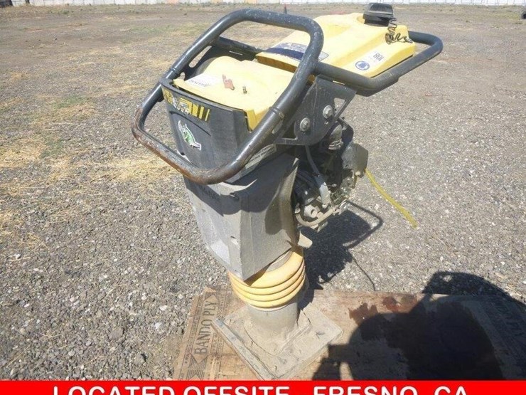 2019-bomag-bt65-image-1
