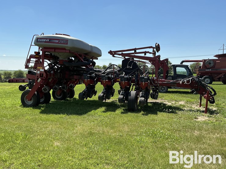 case-ih-1250-image-4