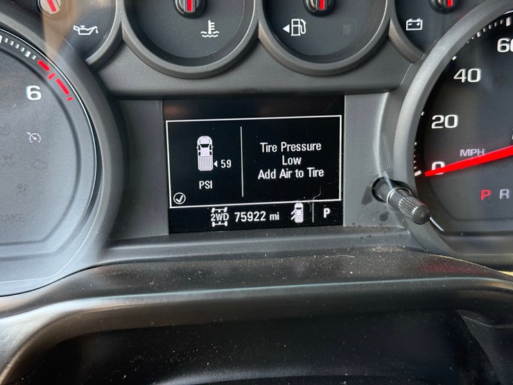 2021-chevrolet-silverado-2500hd-image-19