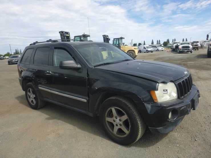 2005-jeep-grand-cherokee-image-2