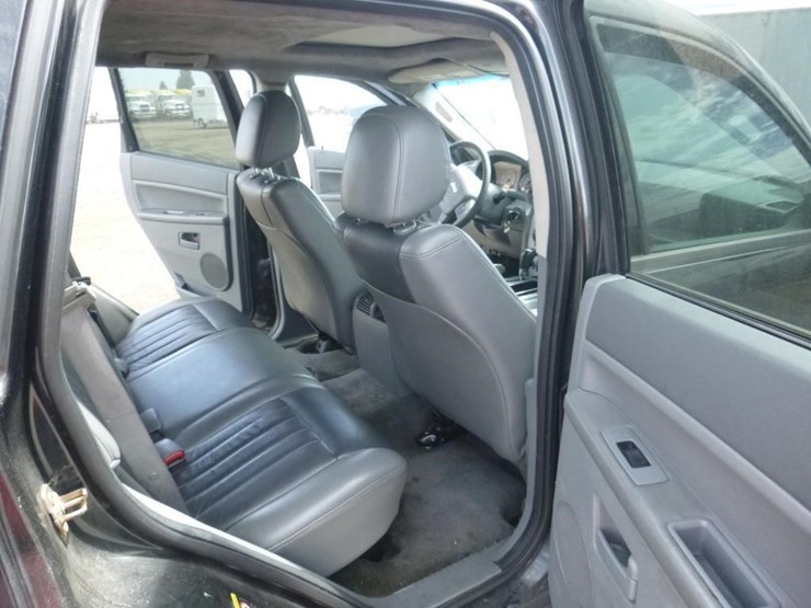 2005-jeep-grand-cherokee-image-8