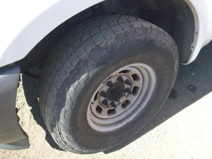 2001-ford-f350-image-13