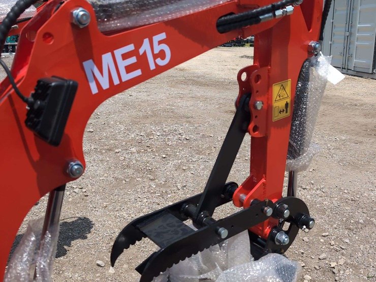 sdl-mini-excavator-me15-image-10