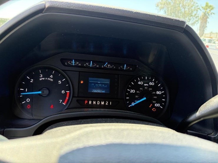 2017-ford-f350-image-17