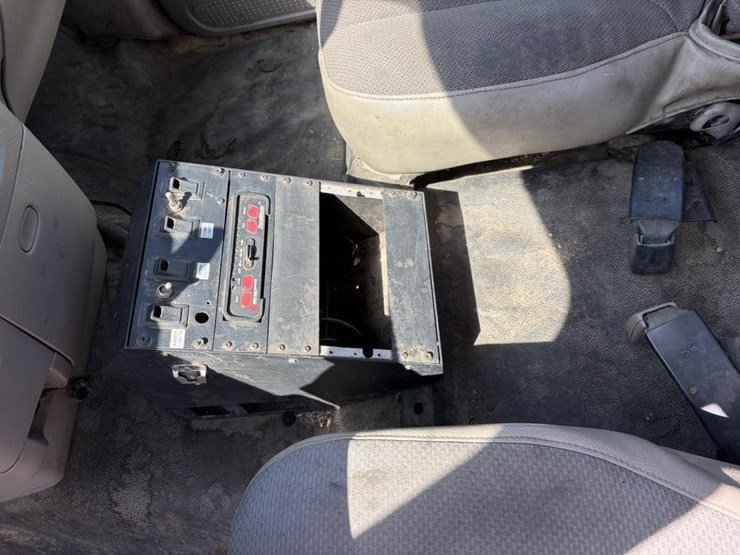 2005-dodge-ram-2500-image-16