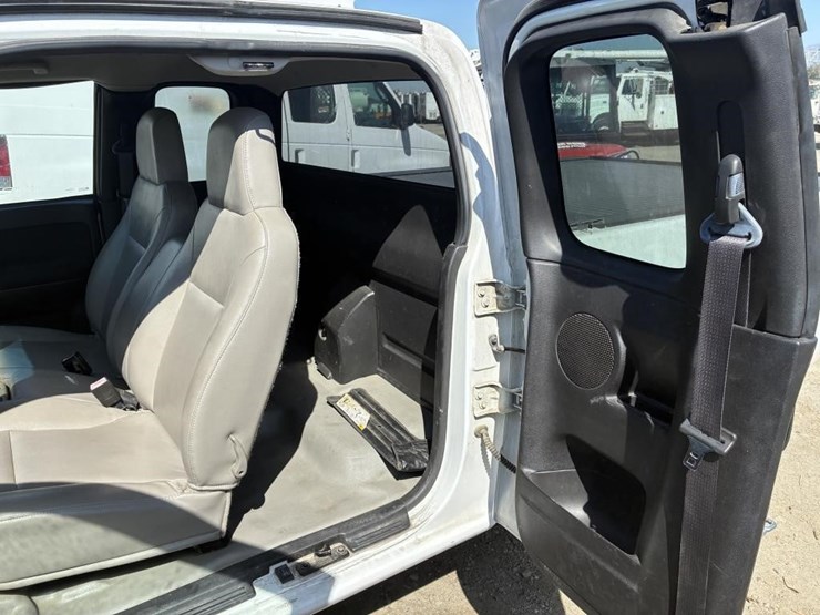 2009-chevrolet-colorado-image-12