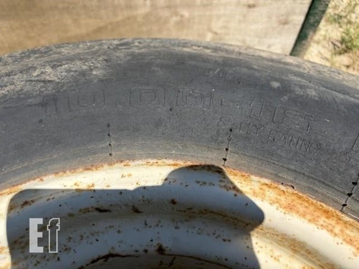 implement-tires-image-3
